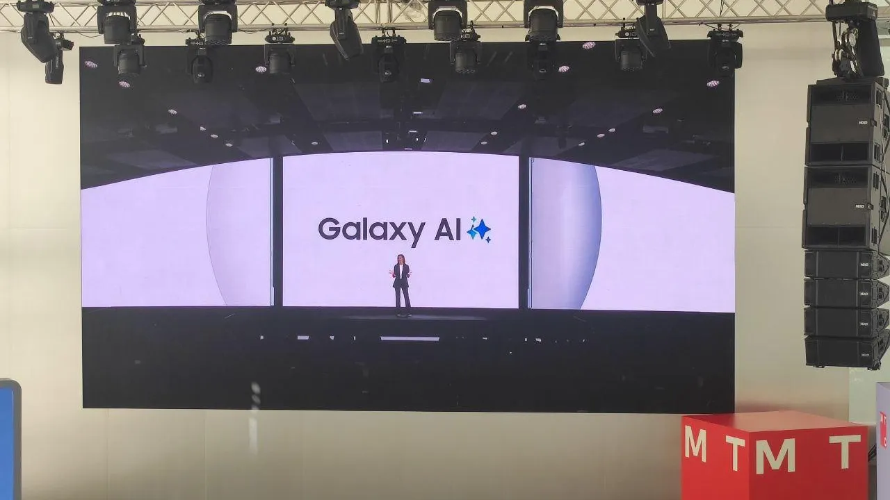 Губанов: МТС открыла предзаказ на новые «раскладушки» Samsung
