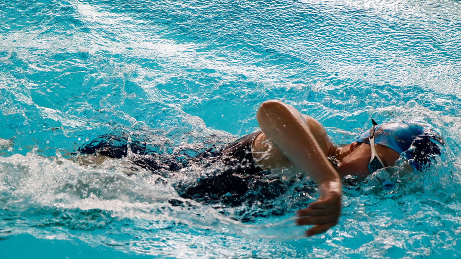 Пловчиха из Реутова победила в областных паралимпийских соревнованиях