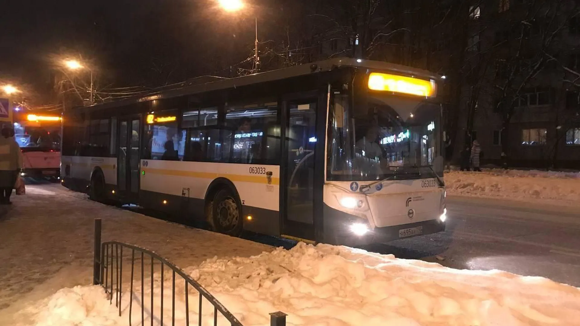Автобусы «Мострансавто» перевезут участников гонки «Лыжня России‑2024»