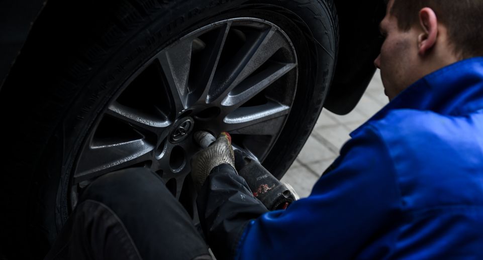 «Ведомости»: в России на 13% подорожали шины для легковых автомобилей