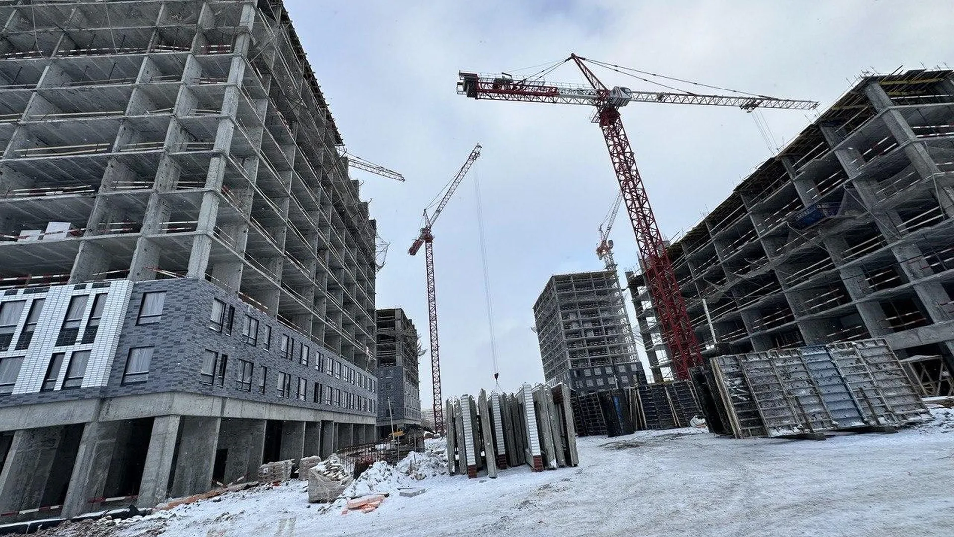 Половину корпусов ЖК «Ярославский квартал» в Мытищах достроят до конца 2025 г