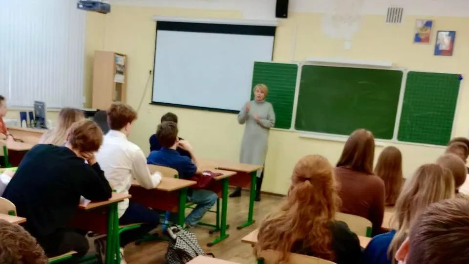Психолог подмосковного наркодиспансера рассказала, как уберечь школьника от наркотиков