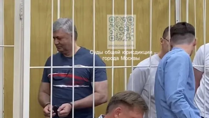 Обвиняемым в хищении средств Минобороны России вынесли приговор