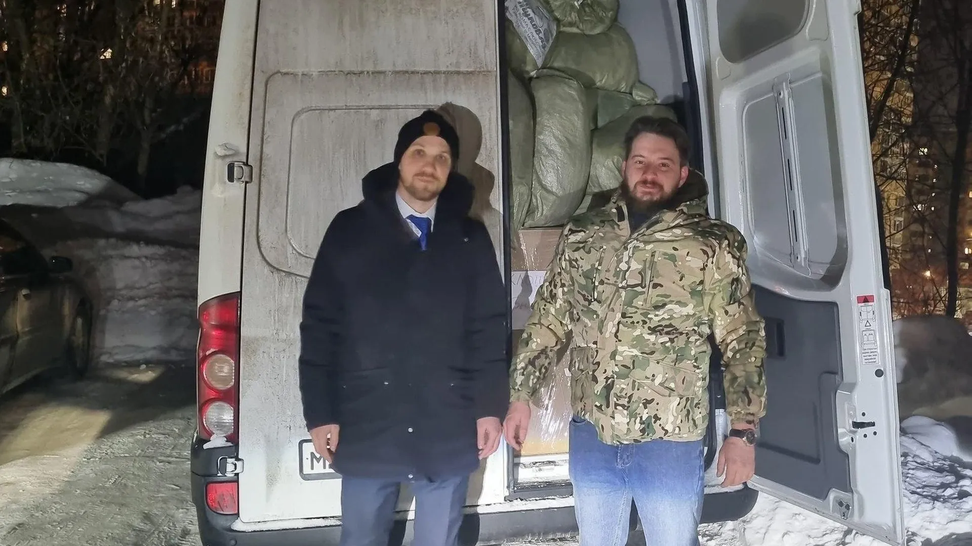 Мусульмане Люберец передали участнику СВО помощь в виде запчастей для автомобиля