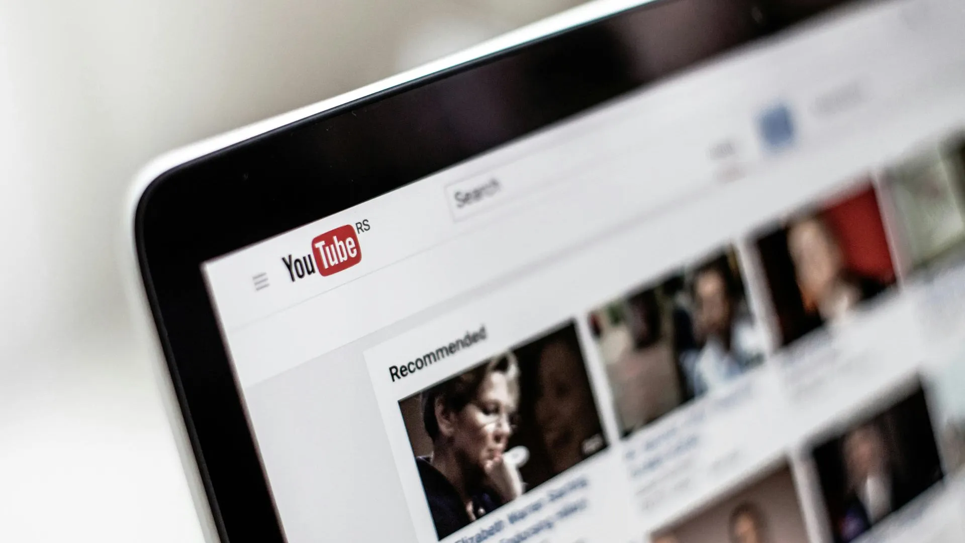 В АП проговорились о сроках блокировки YouTube в России
