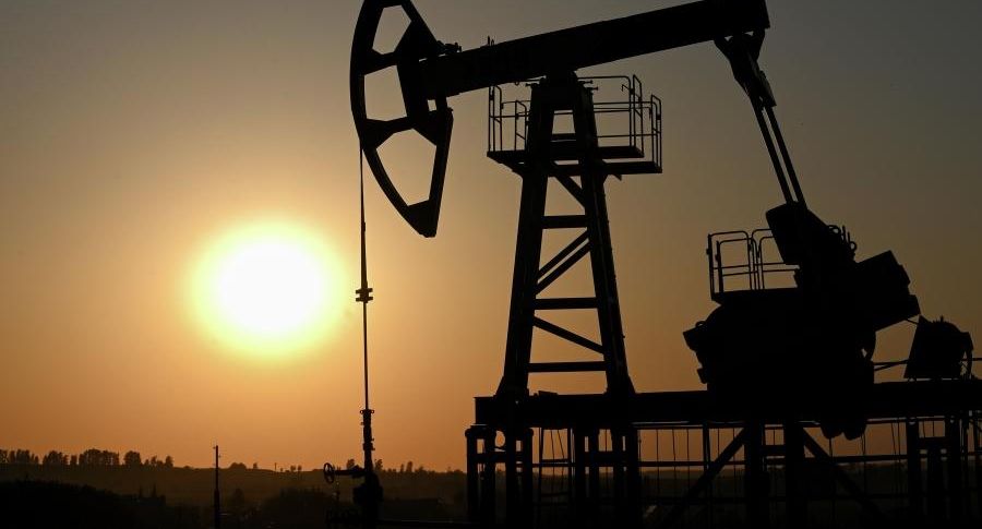 Доходы России от продажи нефти и газа в июне вырастут до 814 млрд рублей