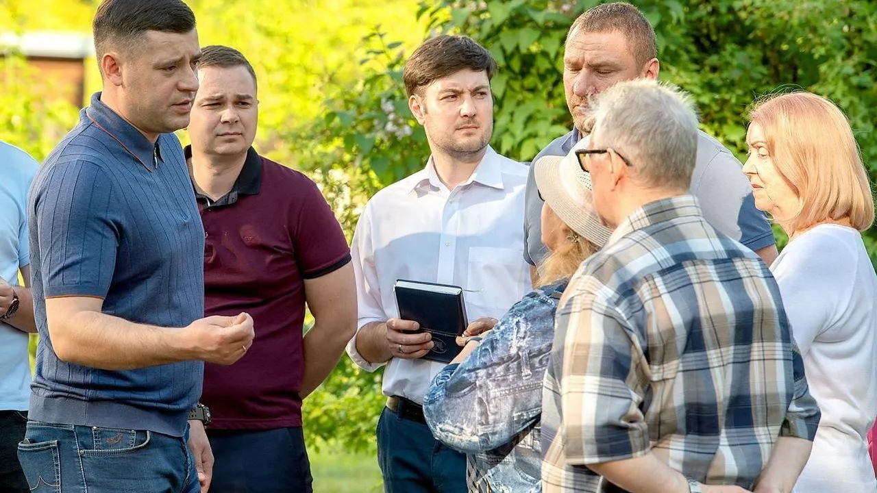 В Подольске планируют обустроить тротуары около дома на Октябрьском  проспекте | РИАМО