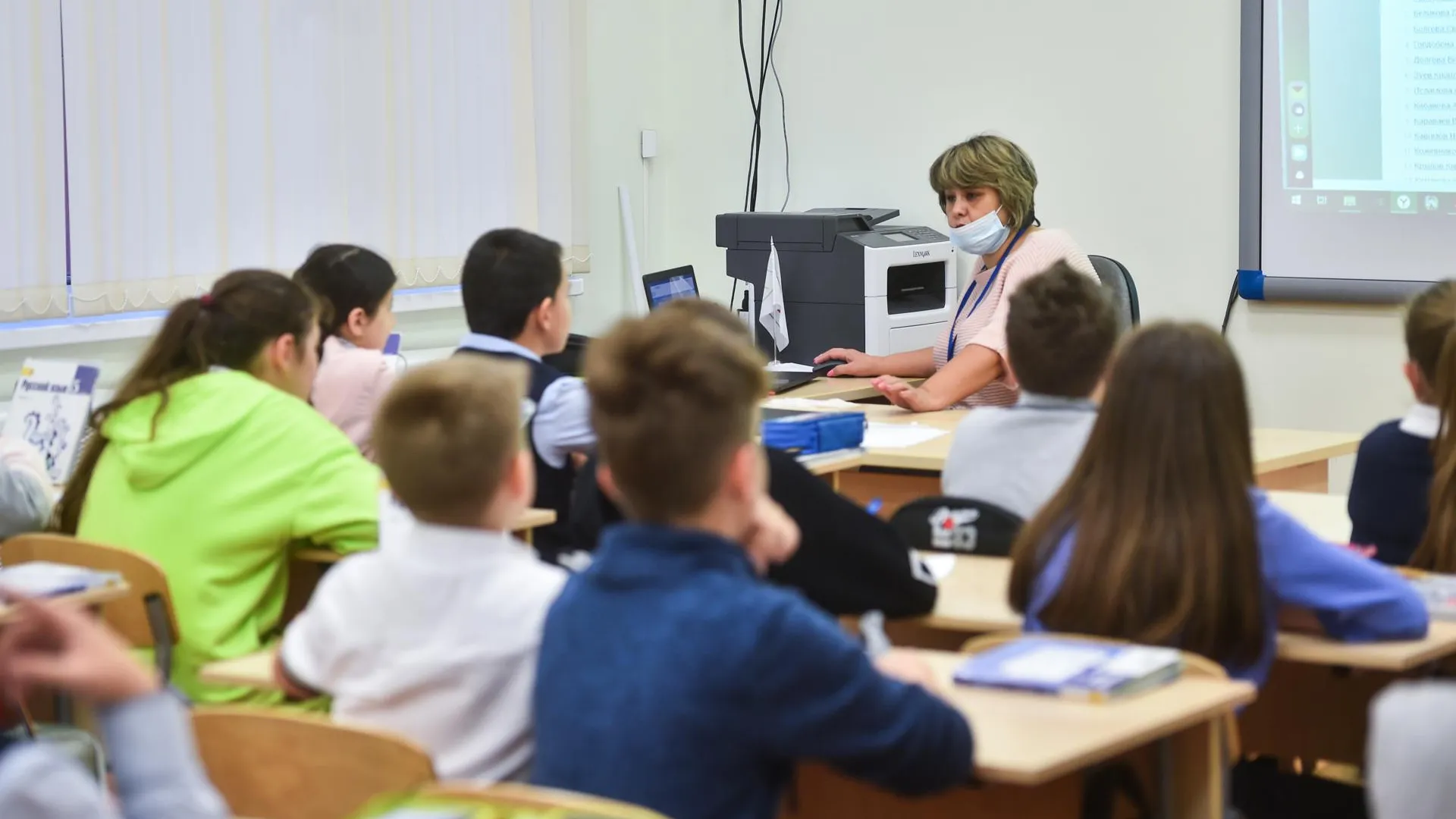 Жителям Красногорска напомнили, кто может получить пособия на детей сразу за 2 месяца