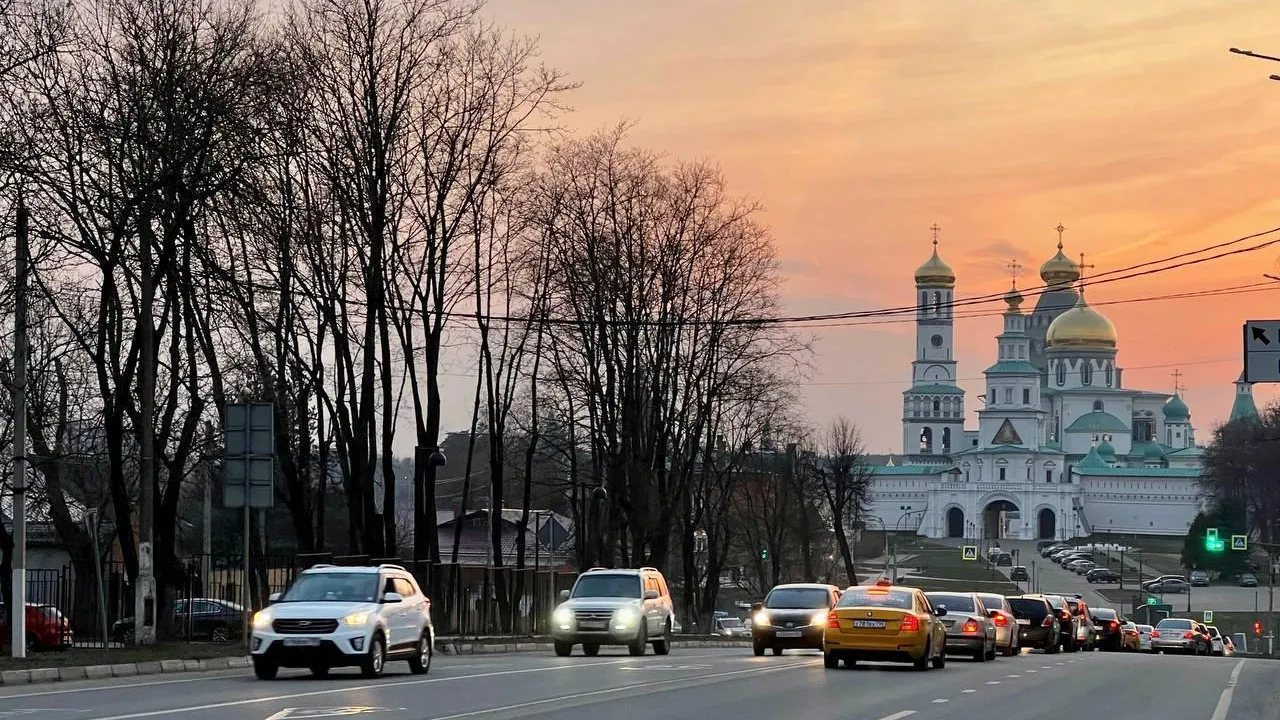 Свыше 600 подъездных дорог к храмам и церквям привели в порядок к Пасхе в Подмосковье