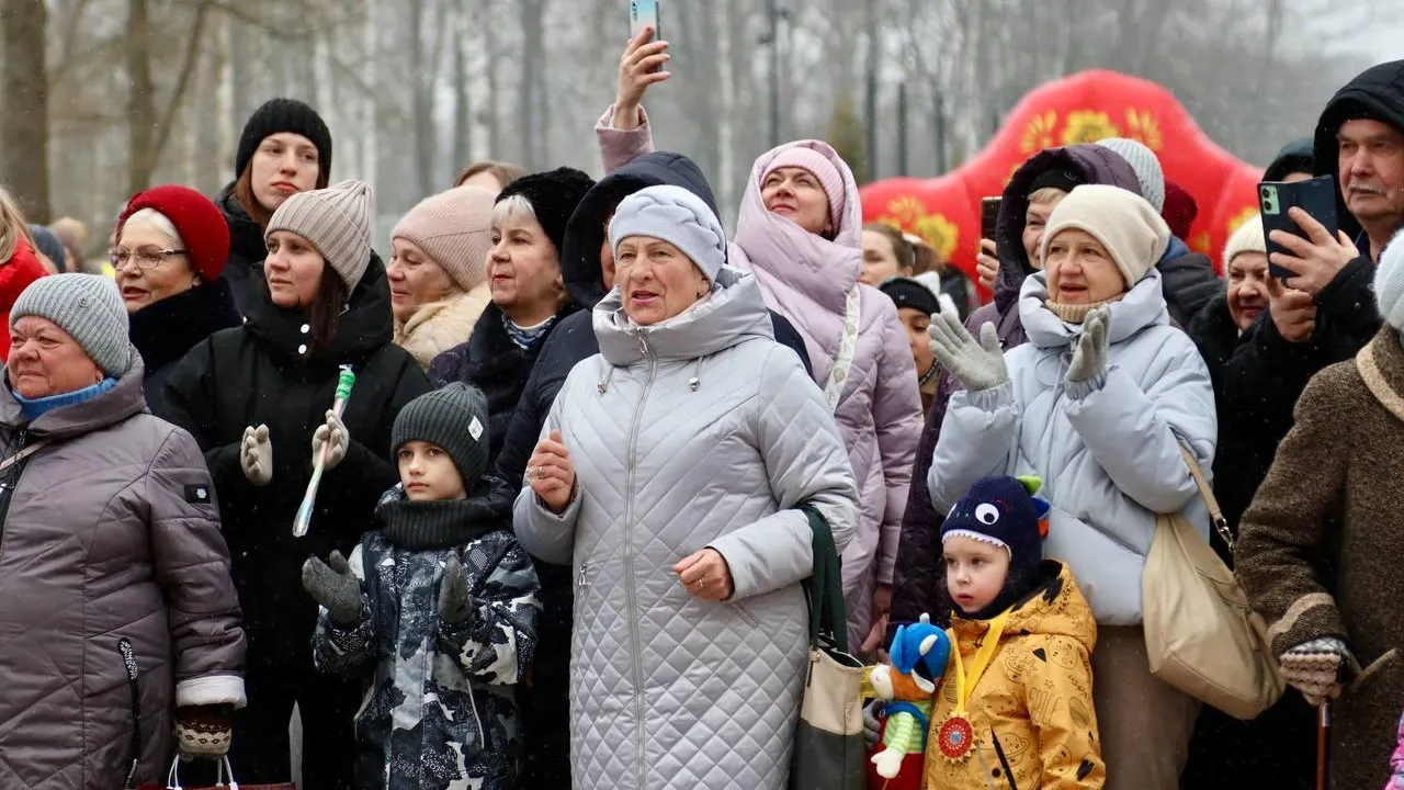 Масленицу отметили ступинцы и гости округа в парке Островского