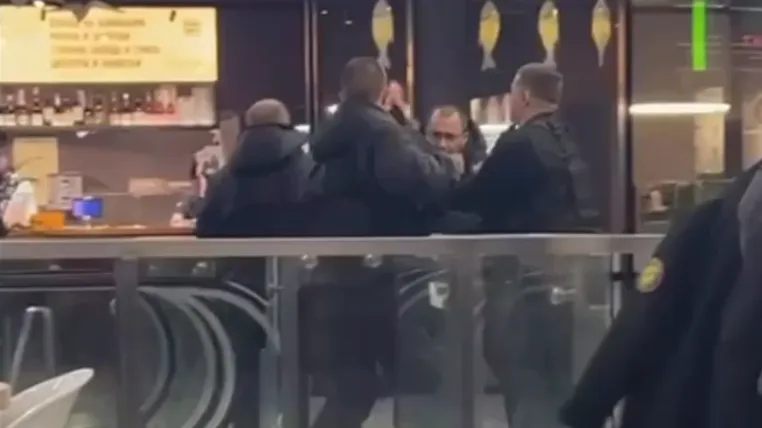 Стрелок приходил в ТЦ в Мытищах два раза и ругался с охранниками