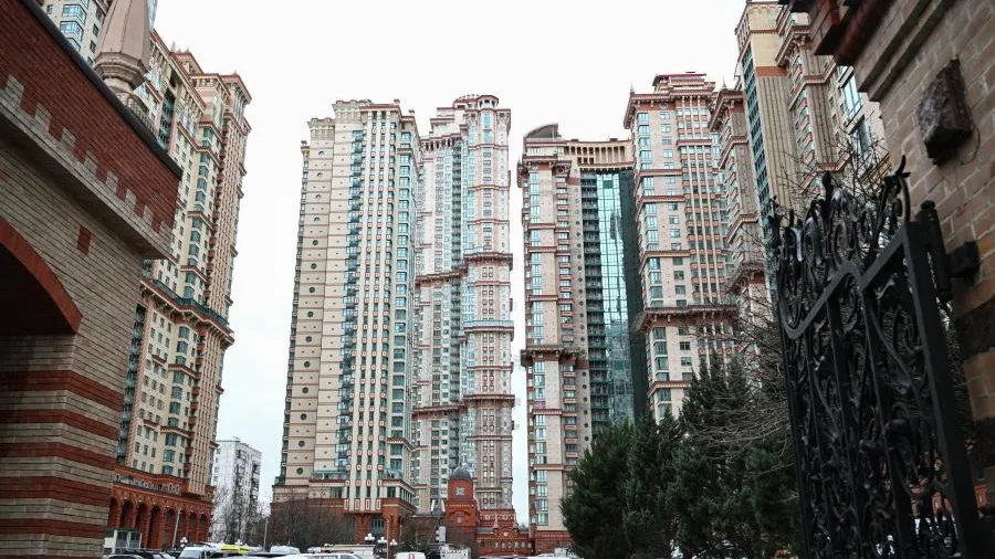 Саркисяна могли взорвать из-за передела табачного рынка — СМИ