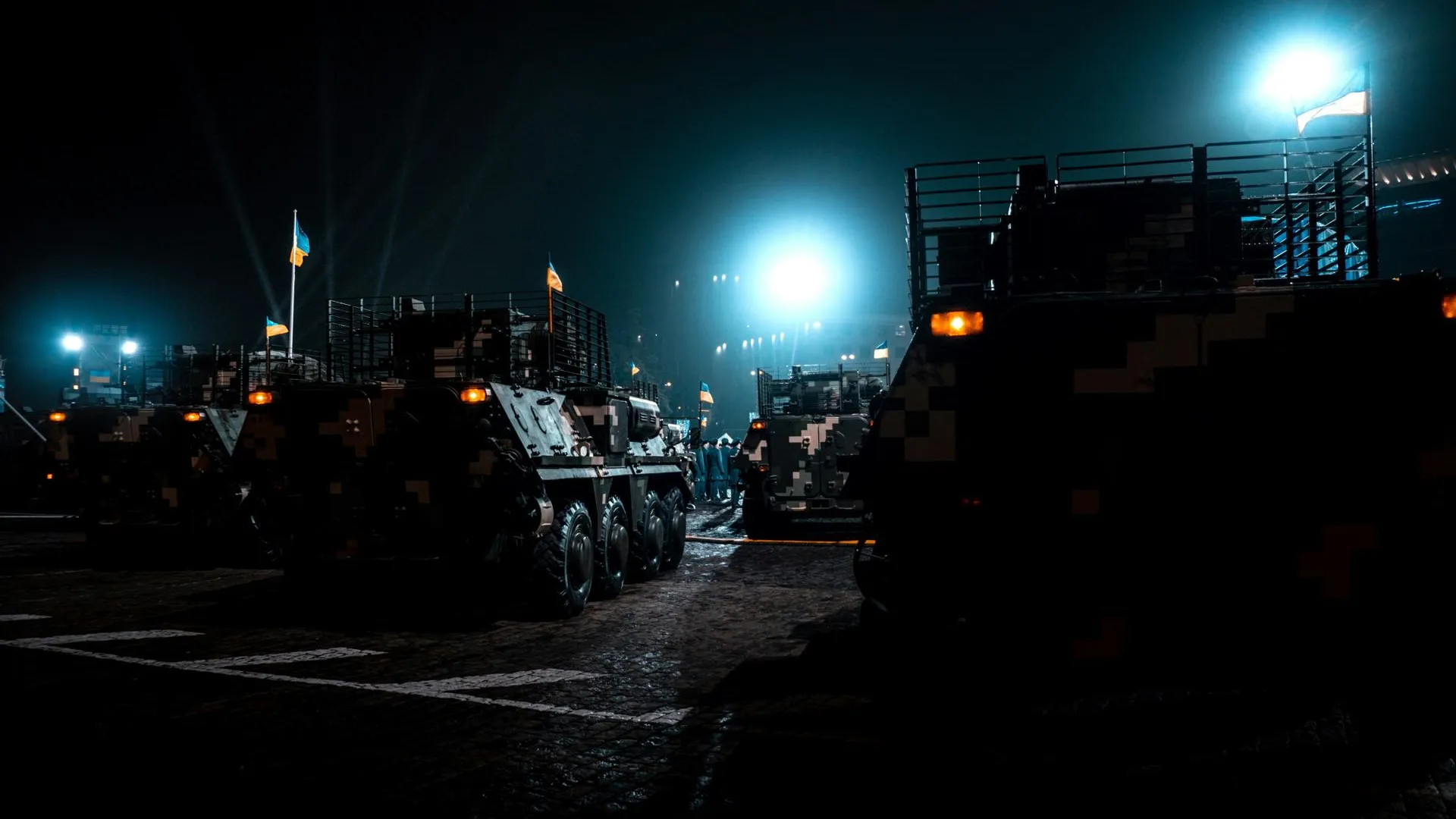 Украинские военные перебрасывают новые силы в Харьковскую область