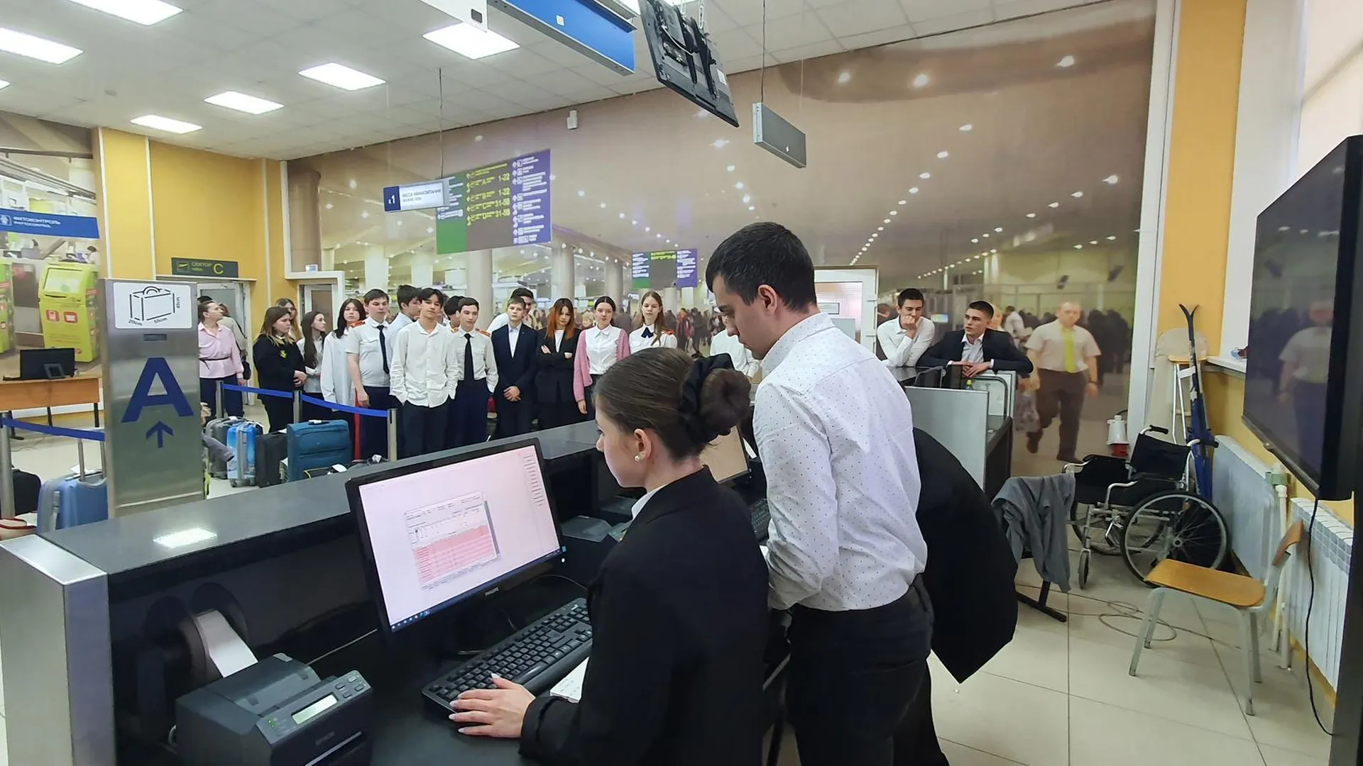 Около 1000 выпускников колледжа «Московия» пришли работать в терминал аэропорта Домодедово
