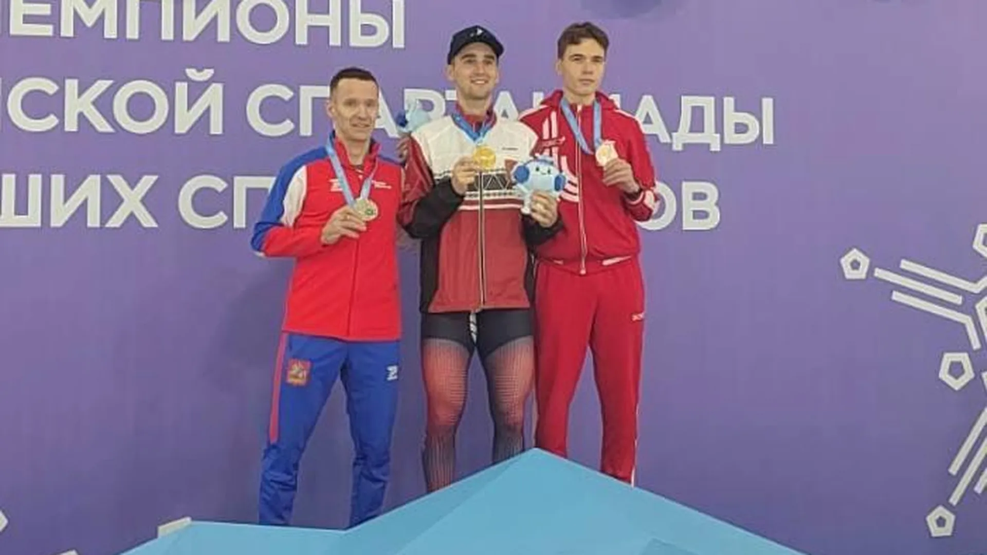Подмосковный конькобежец завоевал серебряную медаль на Спартакиаде сильнейших