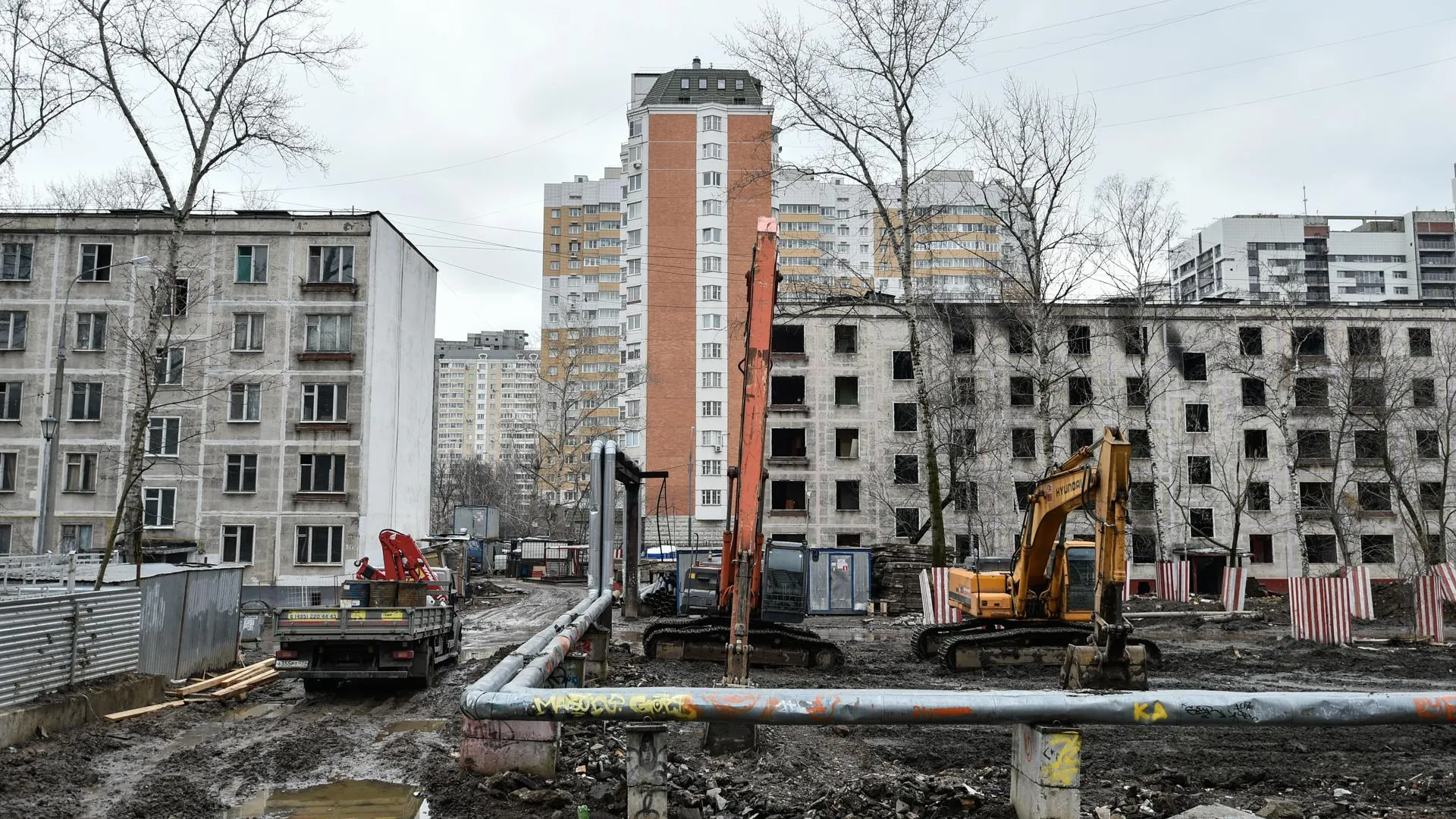 Около 65 пятиэтажек осталось снести в Москве | РИАМО