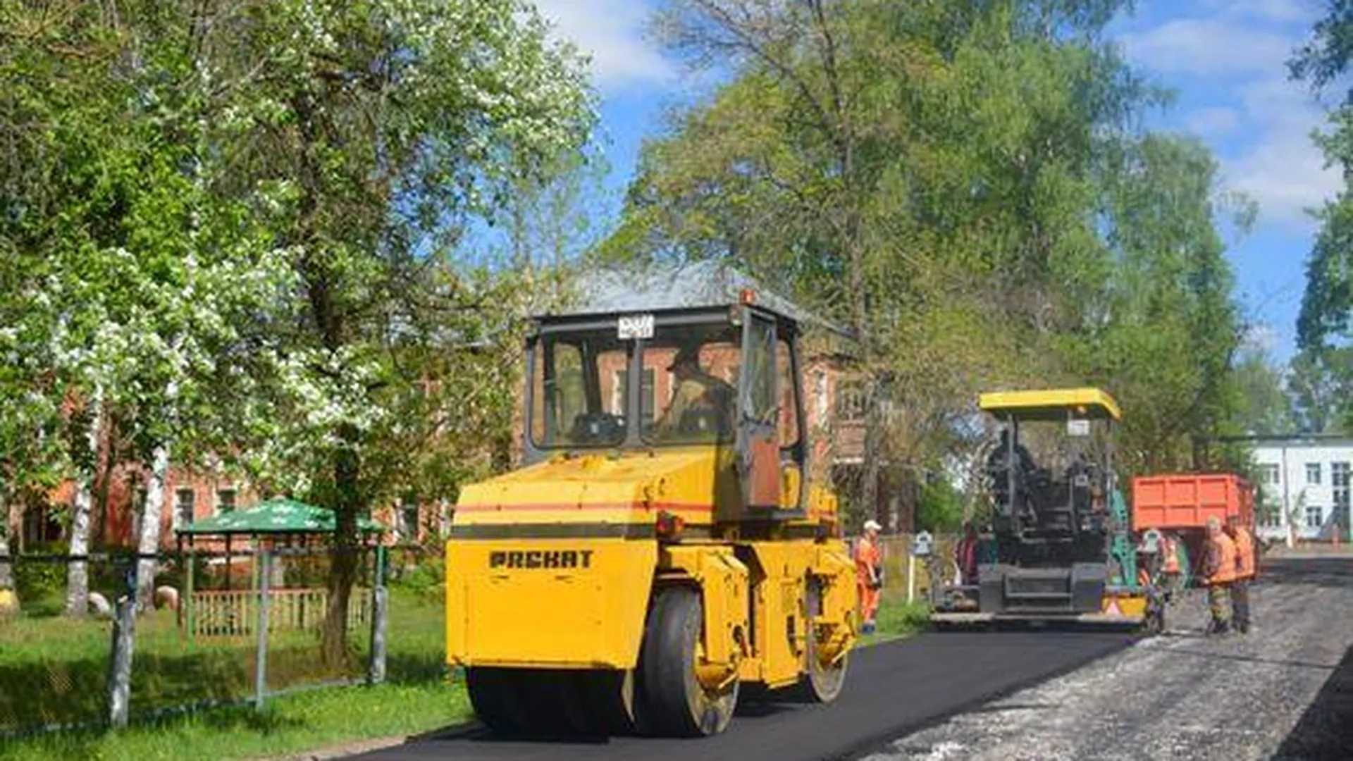 В округе Пушкинский планируют отремонтировать асфальтовое покрытие автодорог