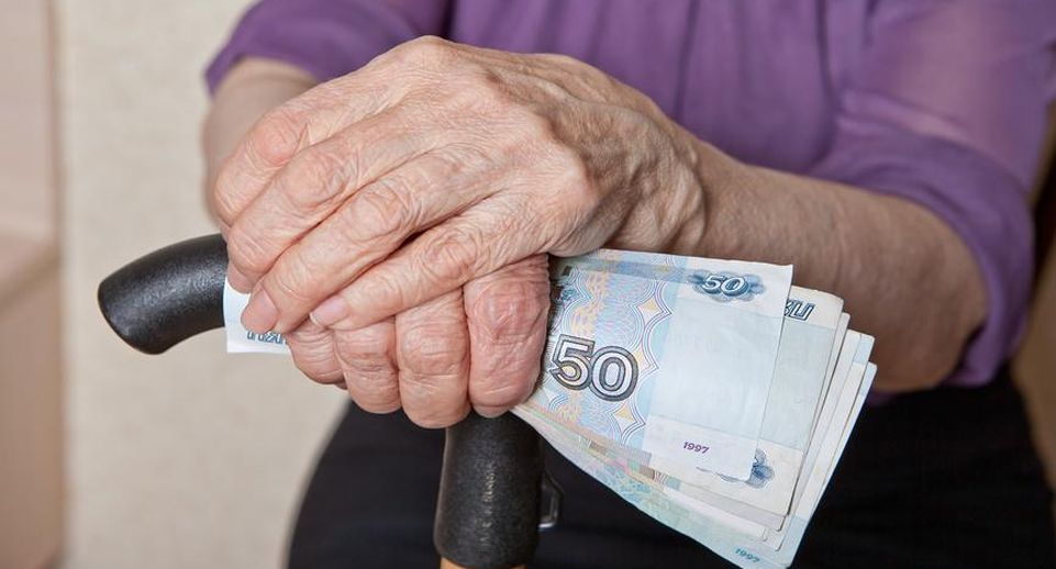 Эксперт: инициатива ЛДПР о передаче пенсионных баллов является неоднозначной