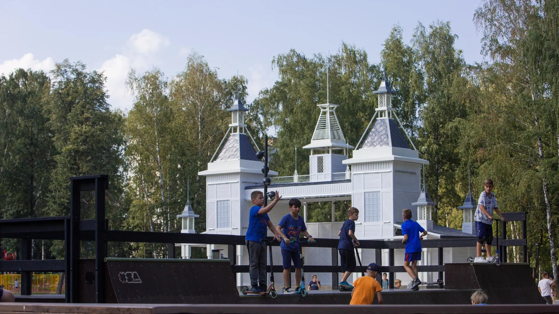 Центральный парк в округе Пушкинский стал вторым по посещаемости в Подмосковье
