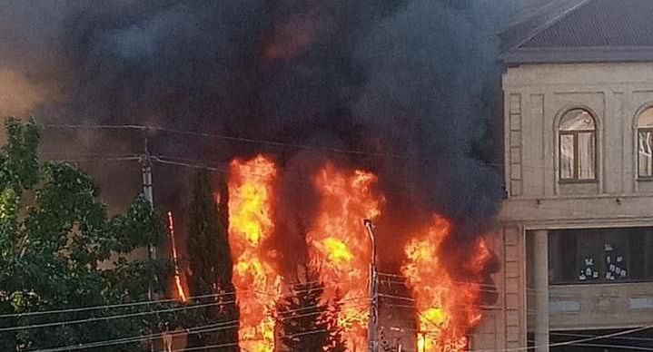 Пожар во время теракта в Дербенте уничтожил свитки Торы