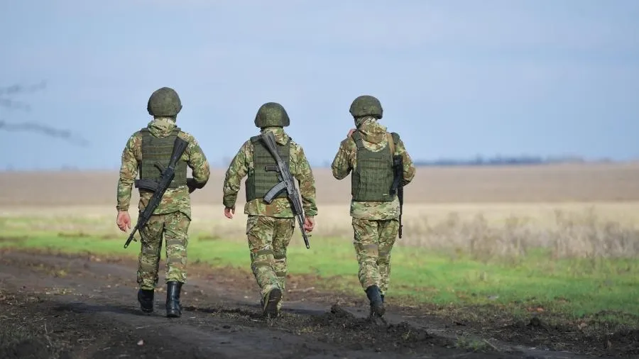 Минобороны РФ опубликовало видео из освобожденной деревни Плетеневка