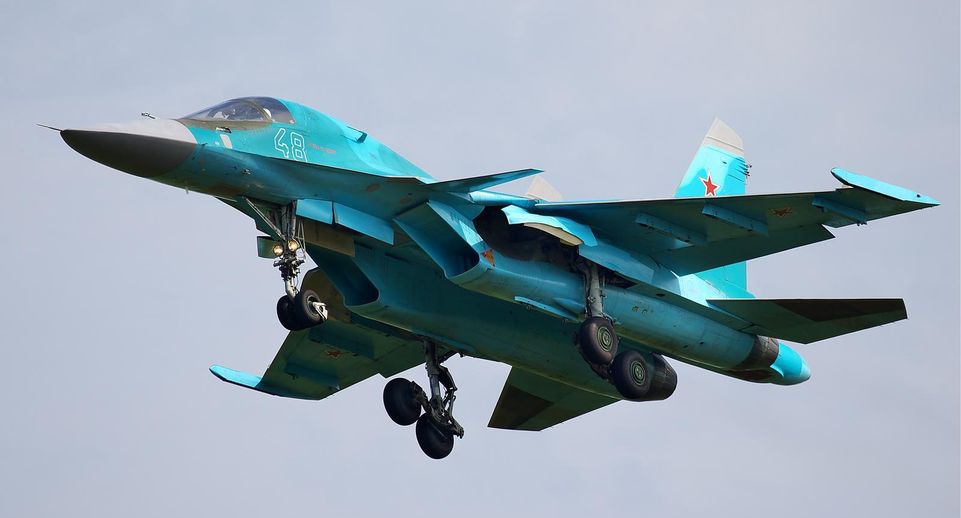 Минобороны: под Волгоградом упал истребитель Су-34 во время учебного полета