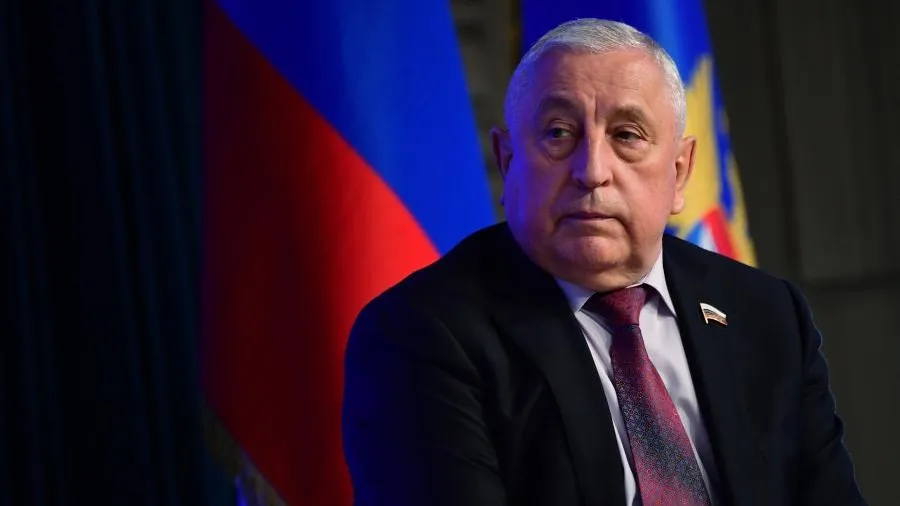 Кандидат в президенты Харитонов посетил «Завод опытного приборостроения» в Калуге