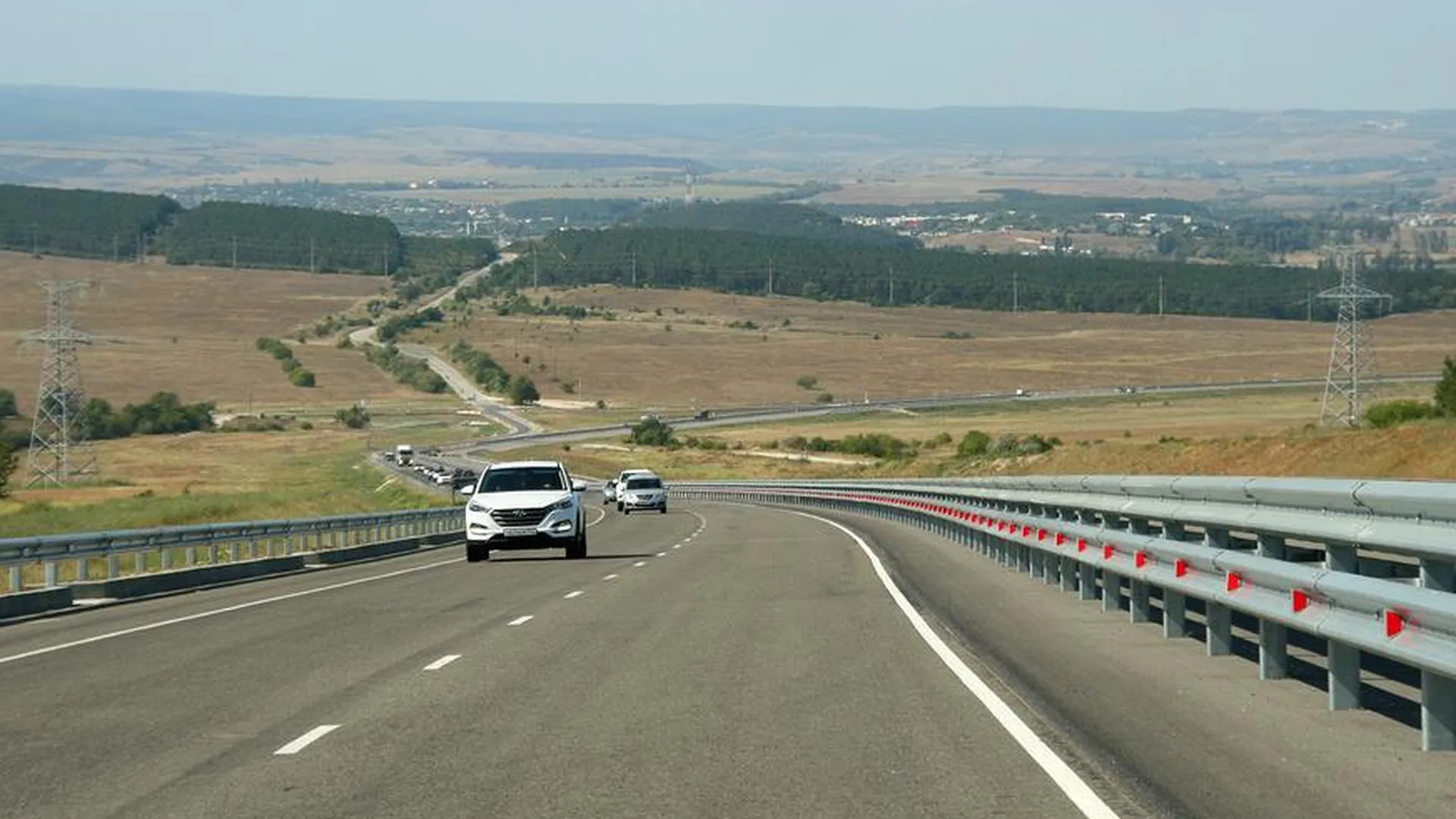 В Крыму ограничили движение транспорта на границе с Херсонской областью