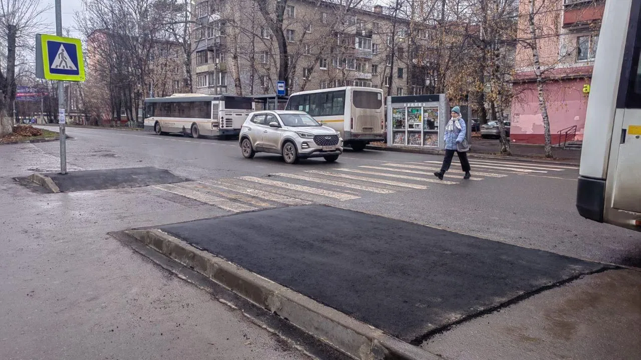 Островки безопасности оборудовали на оживленных участках дорог в Люберцах