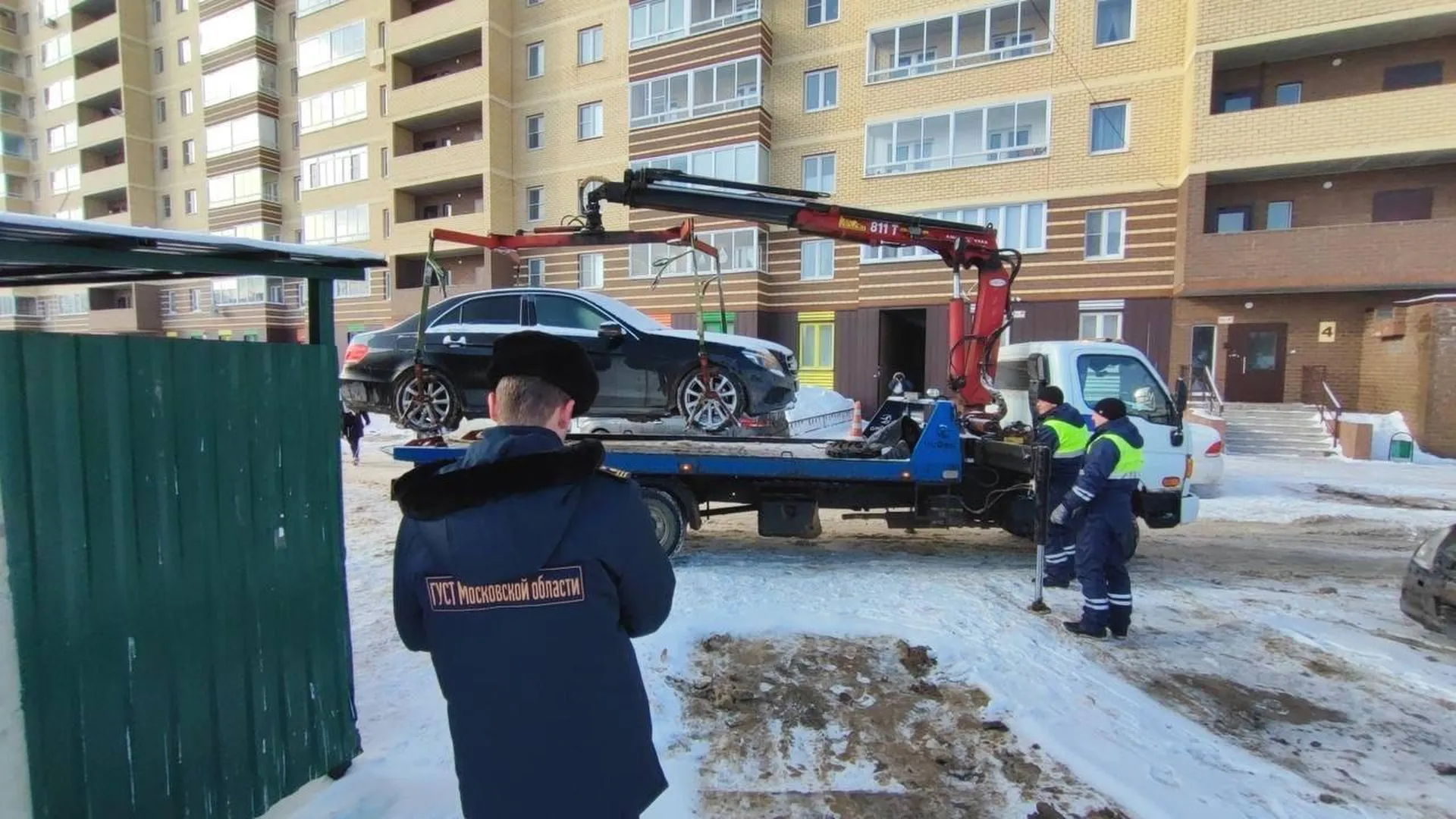 264 собственника убрали машины для обеспечения проезда мусоровозу в Подмосковье