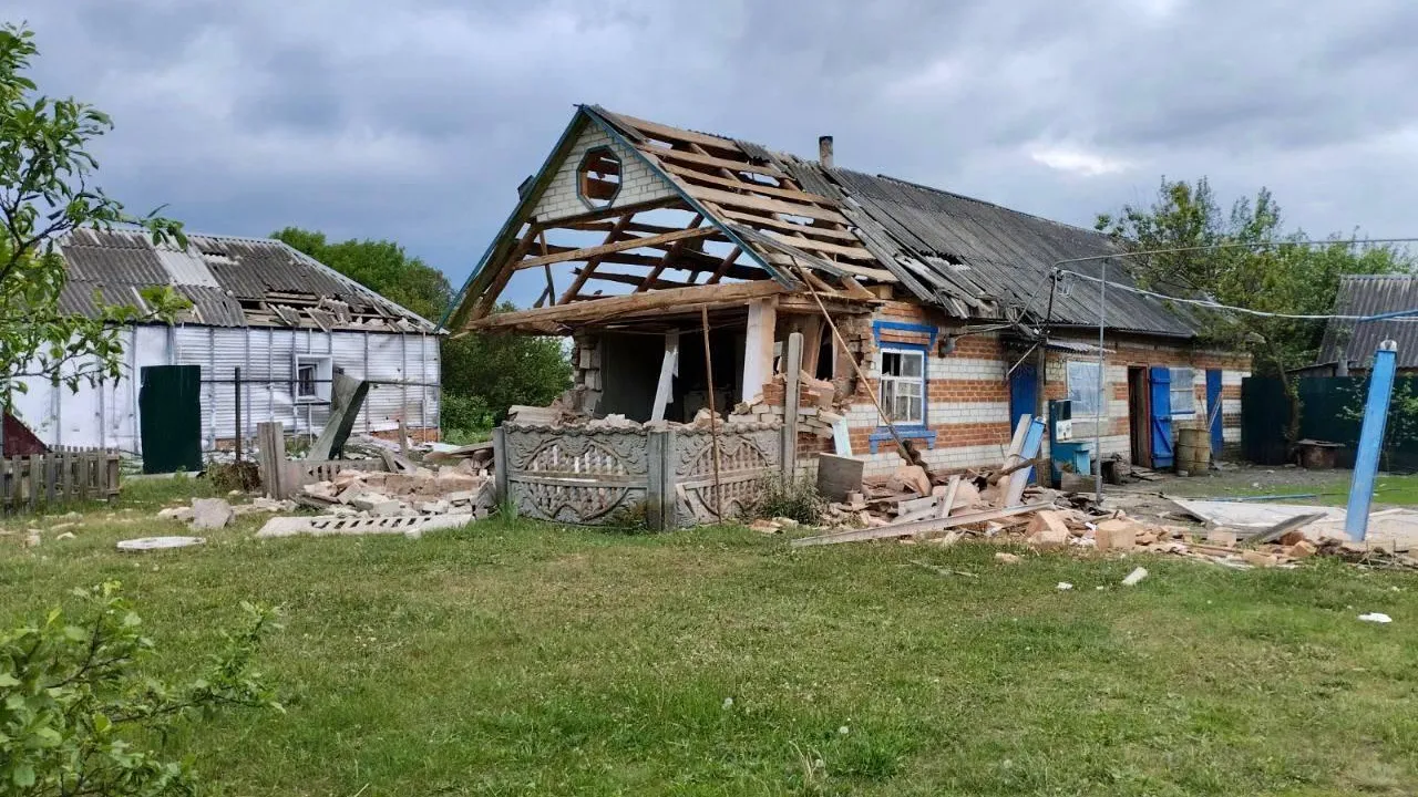 SHOT: село Щетиновка Белгородской области попало под обстрел ВСУ | РИАМО