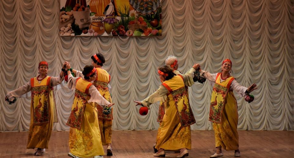 В Подмосковье проведут фестиваль Яблочного, Медового и Орехового Спаса