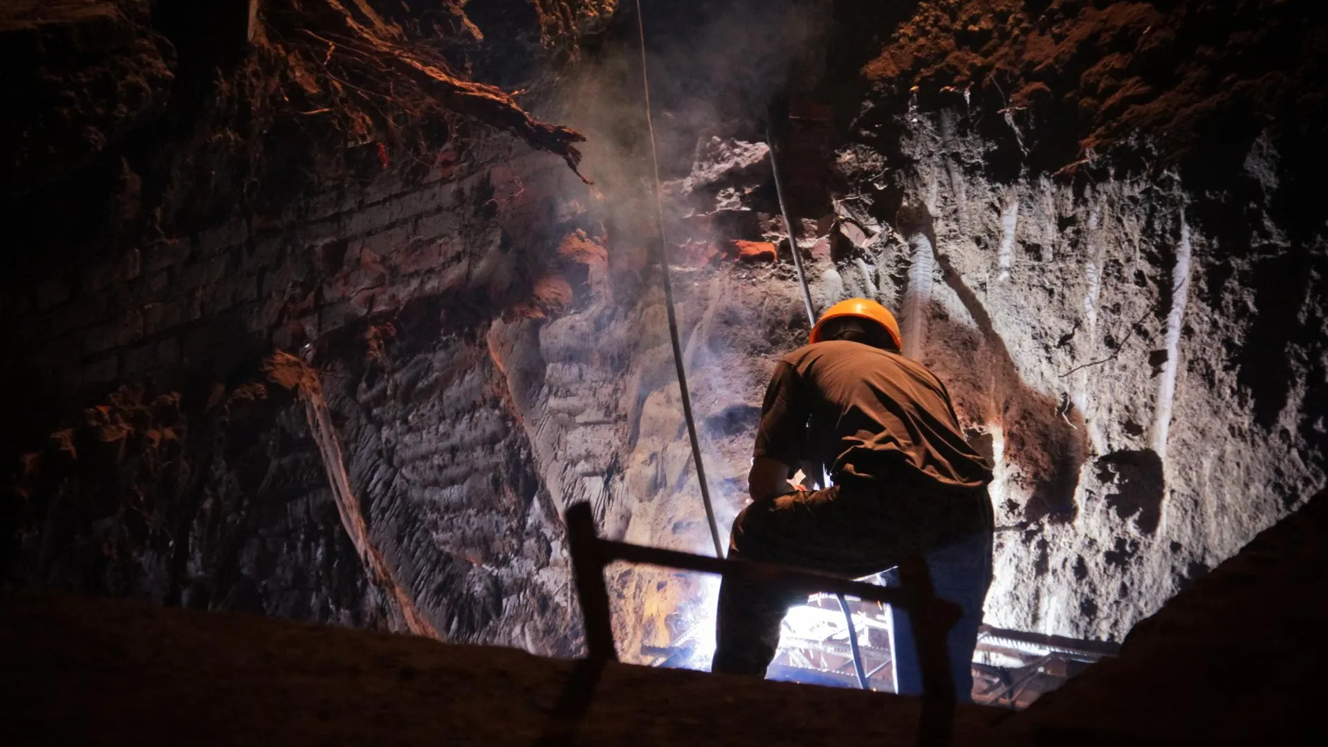 Трутнев: прилагаются все усилия для спасения горняков на руднике в Приамурье
