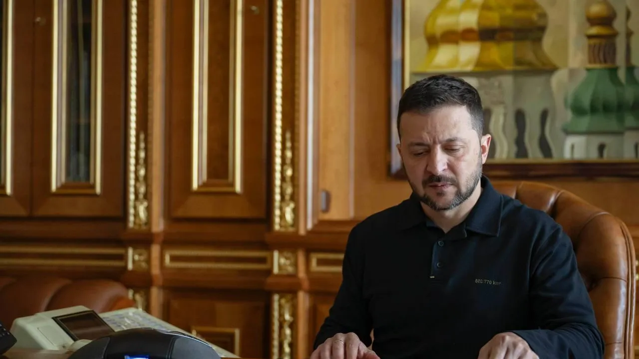 Зеленский перестал быть легитимным президентом Украины