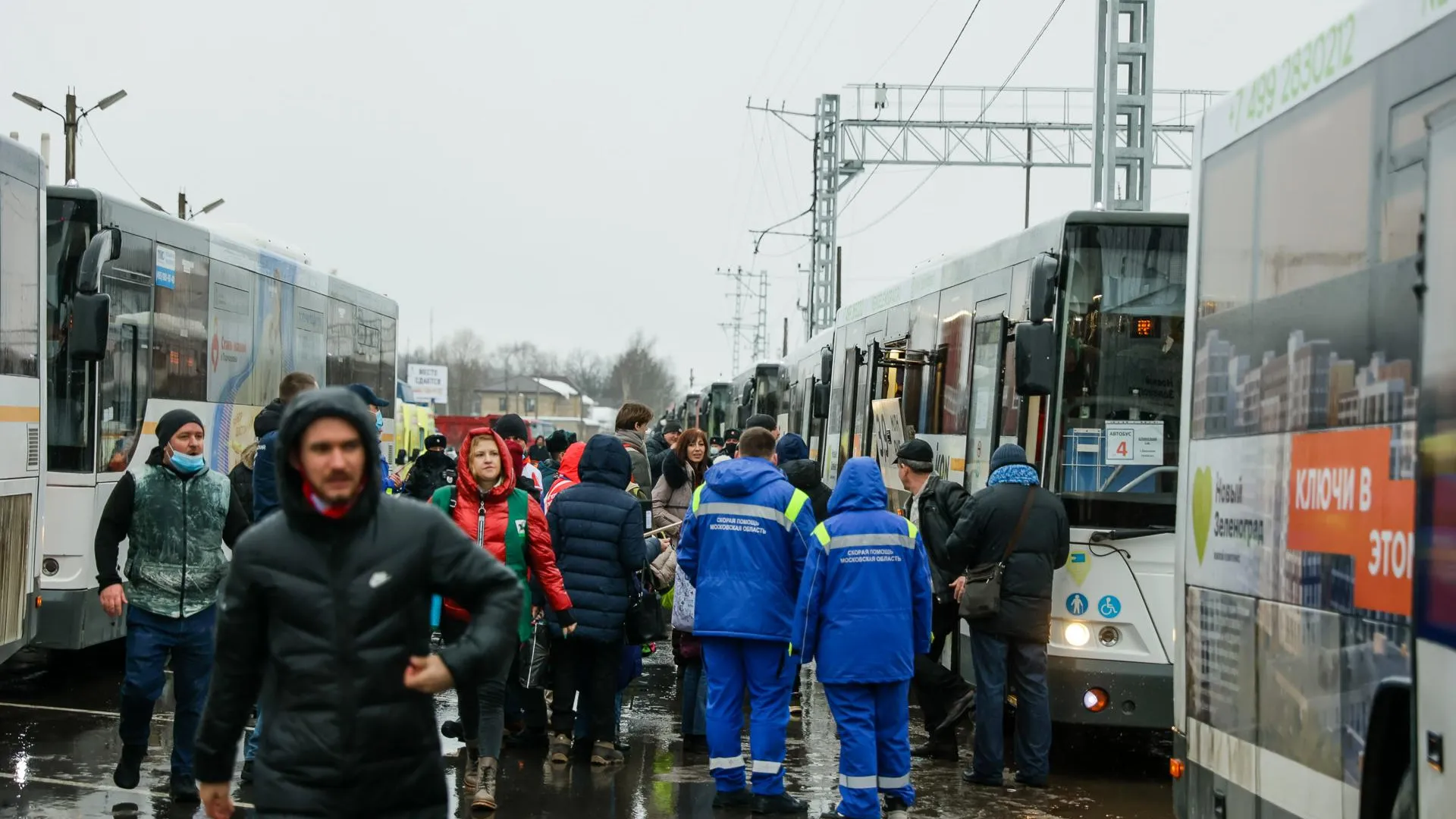 Все автобусы с беженцами из ЛНР и ДНР доехали до мест размещения в Подмосковье