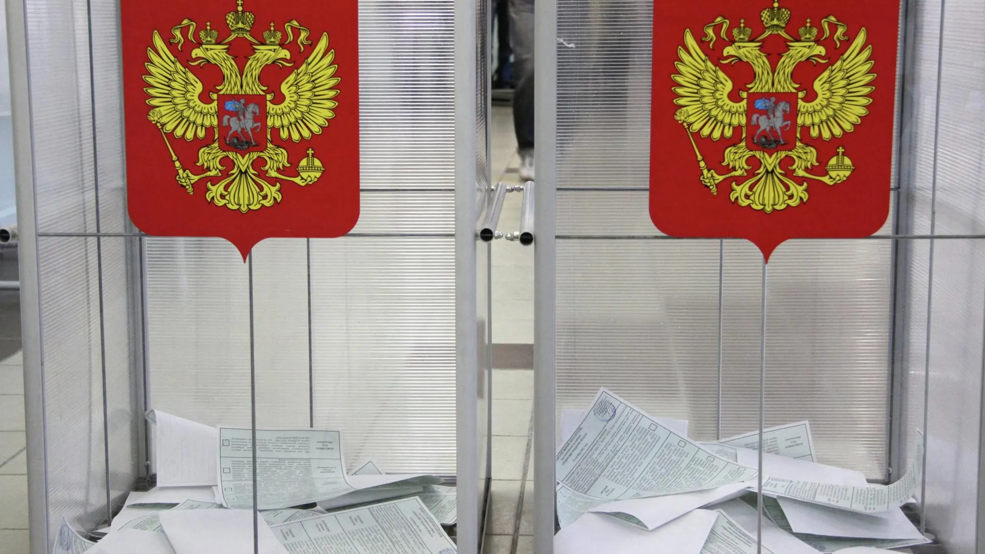 Выборы в РФ: низкая явка, высокие результаты ЕР, сокращение нарушений