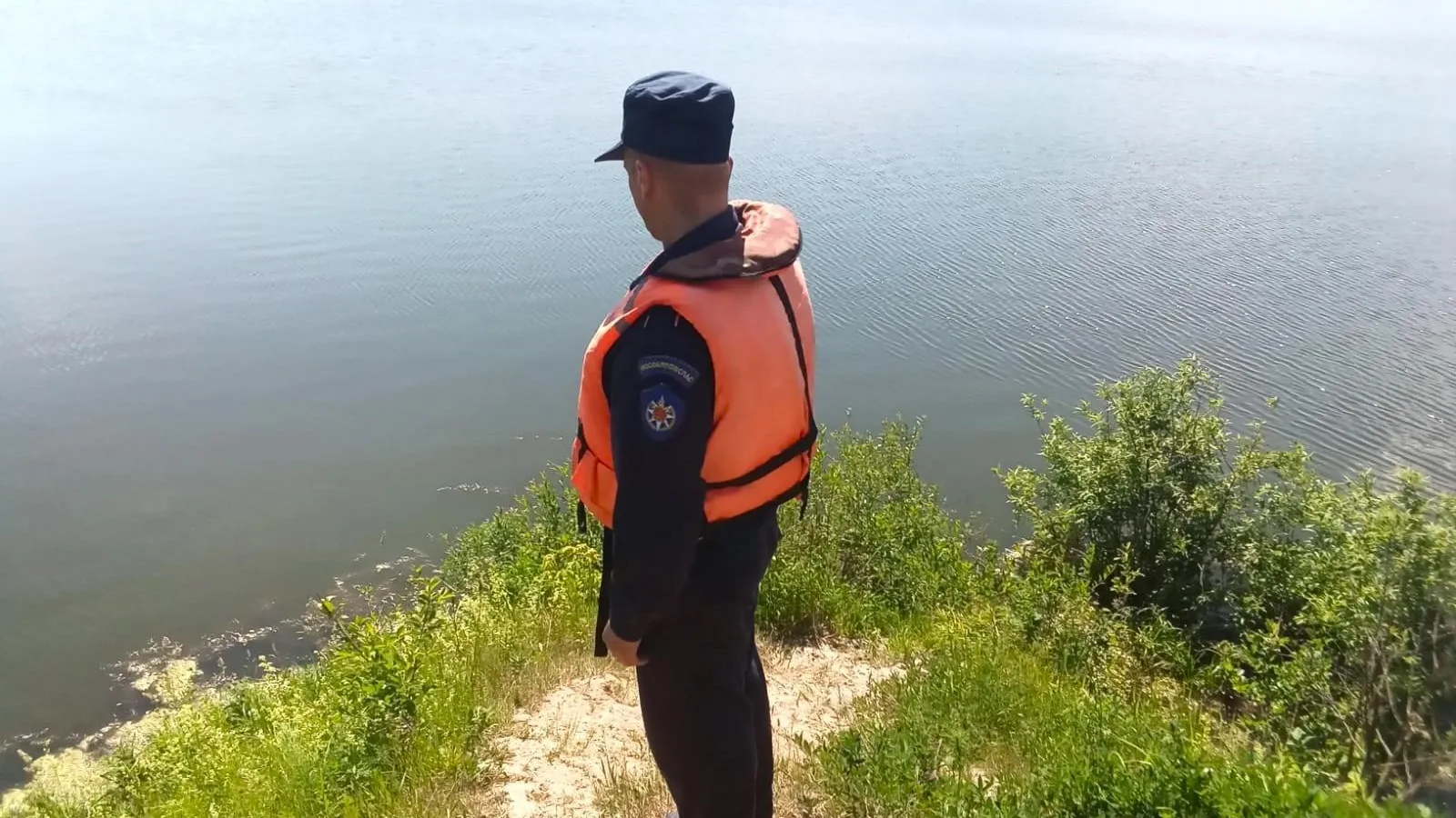 В Подмосковье рассказали, чем можно заболеть, если купаться в запрещенном месте