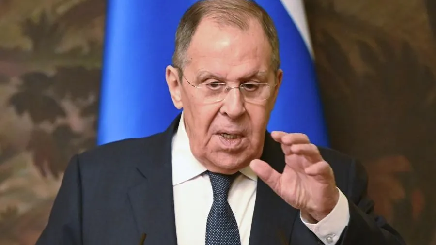Лавров: РФ знает, как избежать угрожающего жизням людей компромисса по Украине