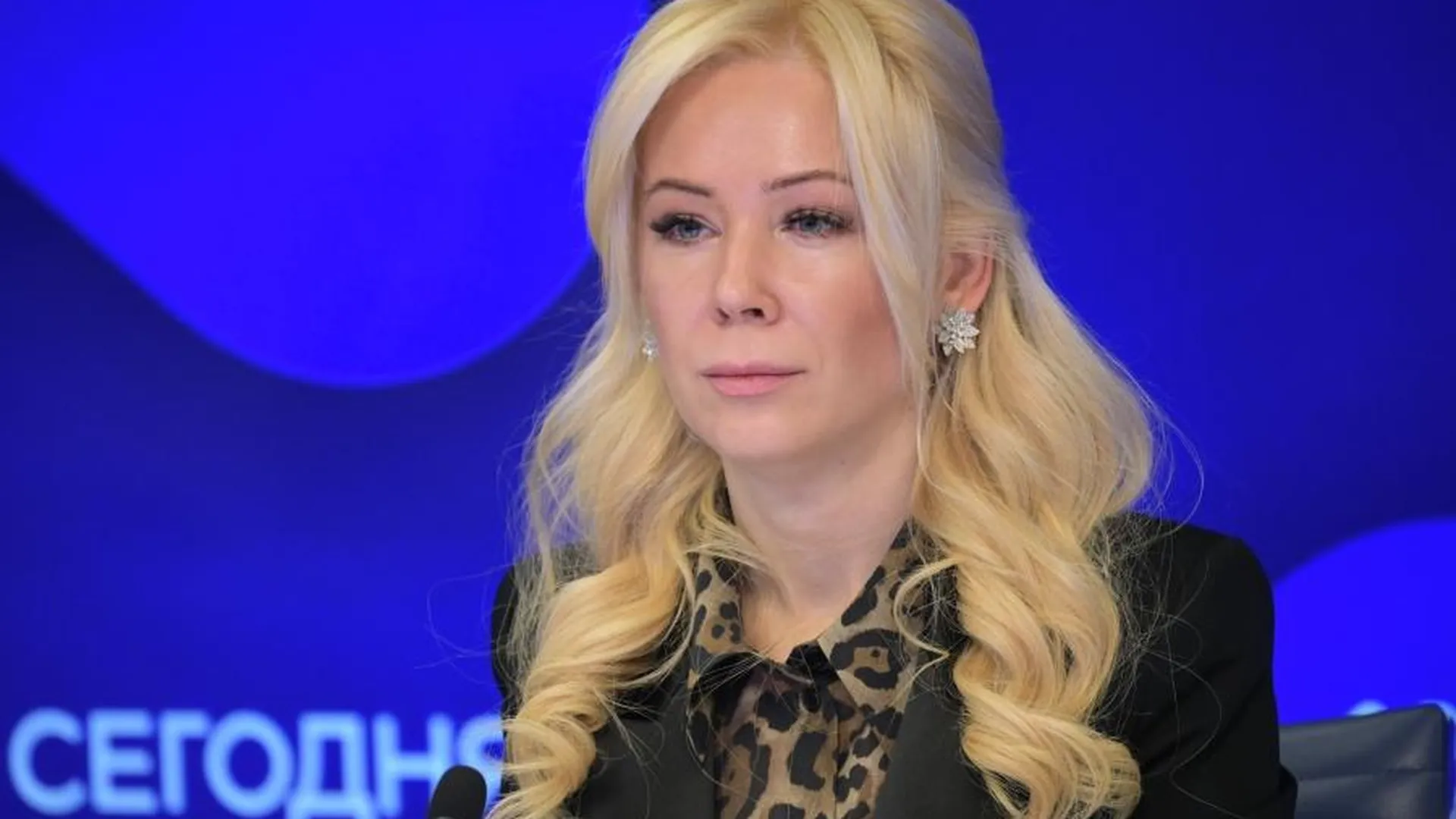 Екатерина Мизулина: россиянам не нужен Канье Кэст и его раздетая женщина