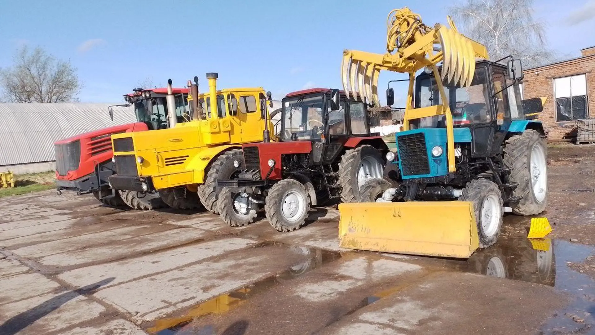 15 тракторов предприятия Ступина успешно прошли техосмотр
