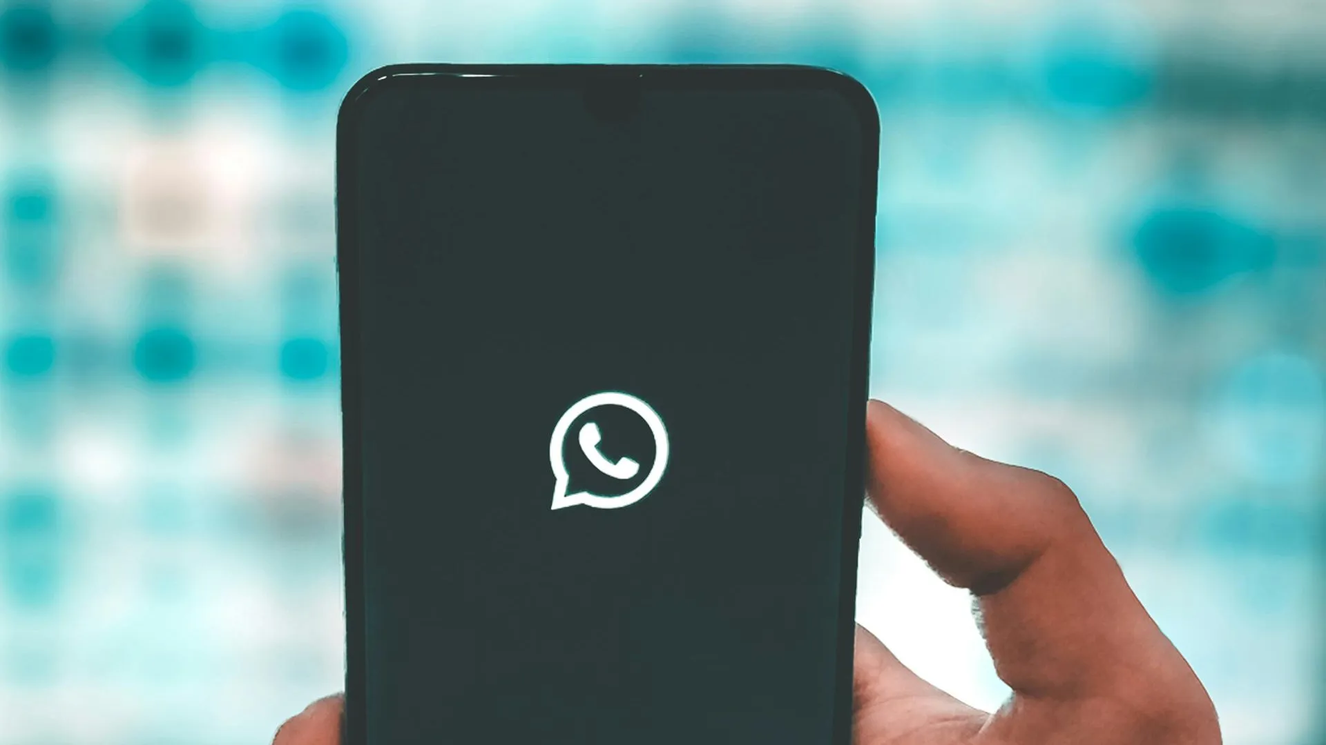 Опасный троянский вирус нашли в модифицированном приложении WhatsApp