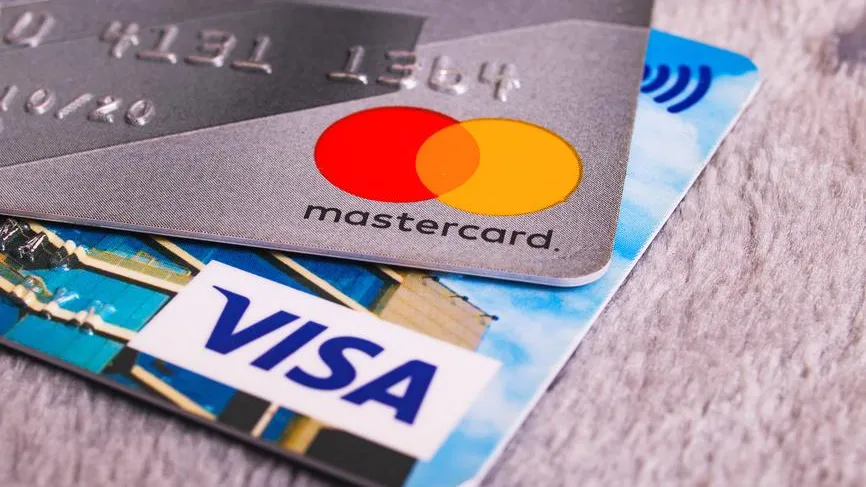 Карты MasterCard и Visa могут перестать работать в банкоматах Т-Банка с 1 января 2025 г