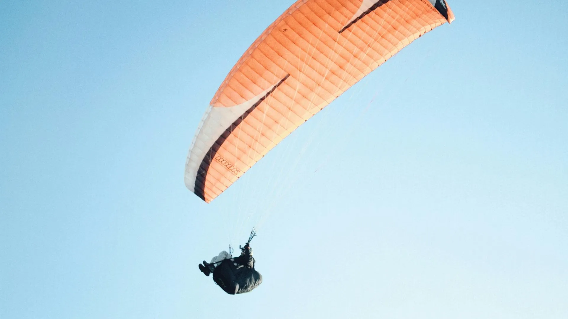 11 военных пострадали при прыжках с парашютом на учениях НАТО в Швеции