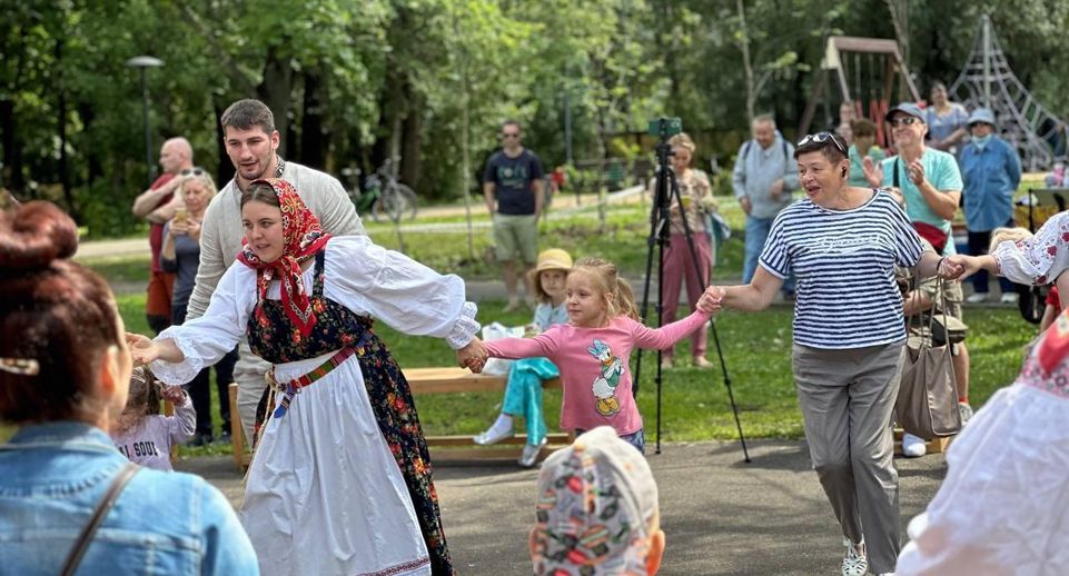 Жители и гости Реутова приняли участие в мероприятиях в парке «Фабричный пруд»