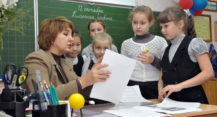 В России впервые пройдет оценка компетенций школьных учителей