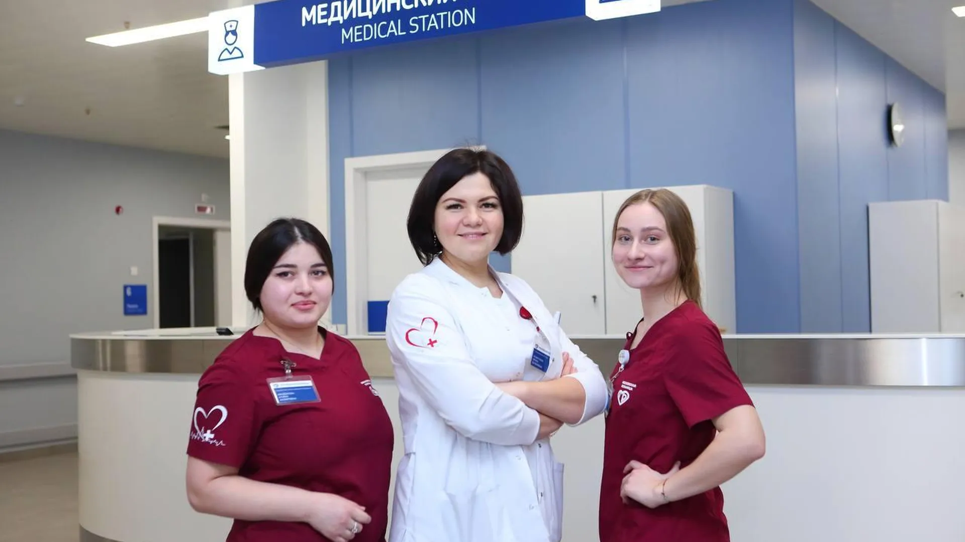 В медорганизациях Москвы работает 50 тыс медсестер и медбратьев