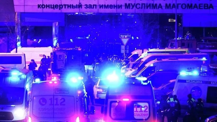 Baza: схрон оружия нашли по пути следования террористов, напавших на «Крокус»