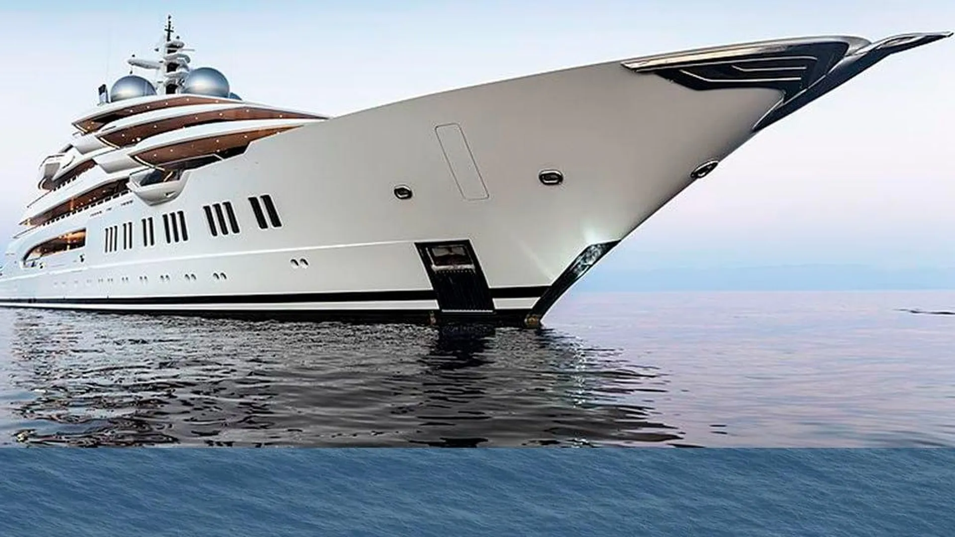 Яхту Сулеймана Керимова за 300 млн долларов выставят на аукцион в Калифорнии