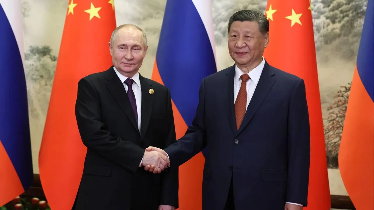 Церемония официальной встречи Президента России Владимира Путина Председателем КНР Си Цзиньпином
