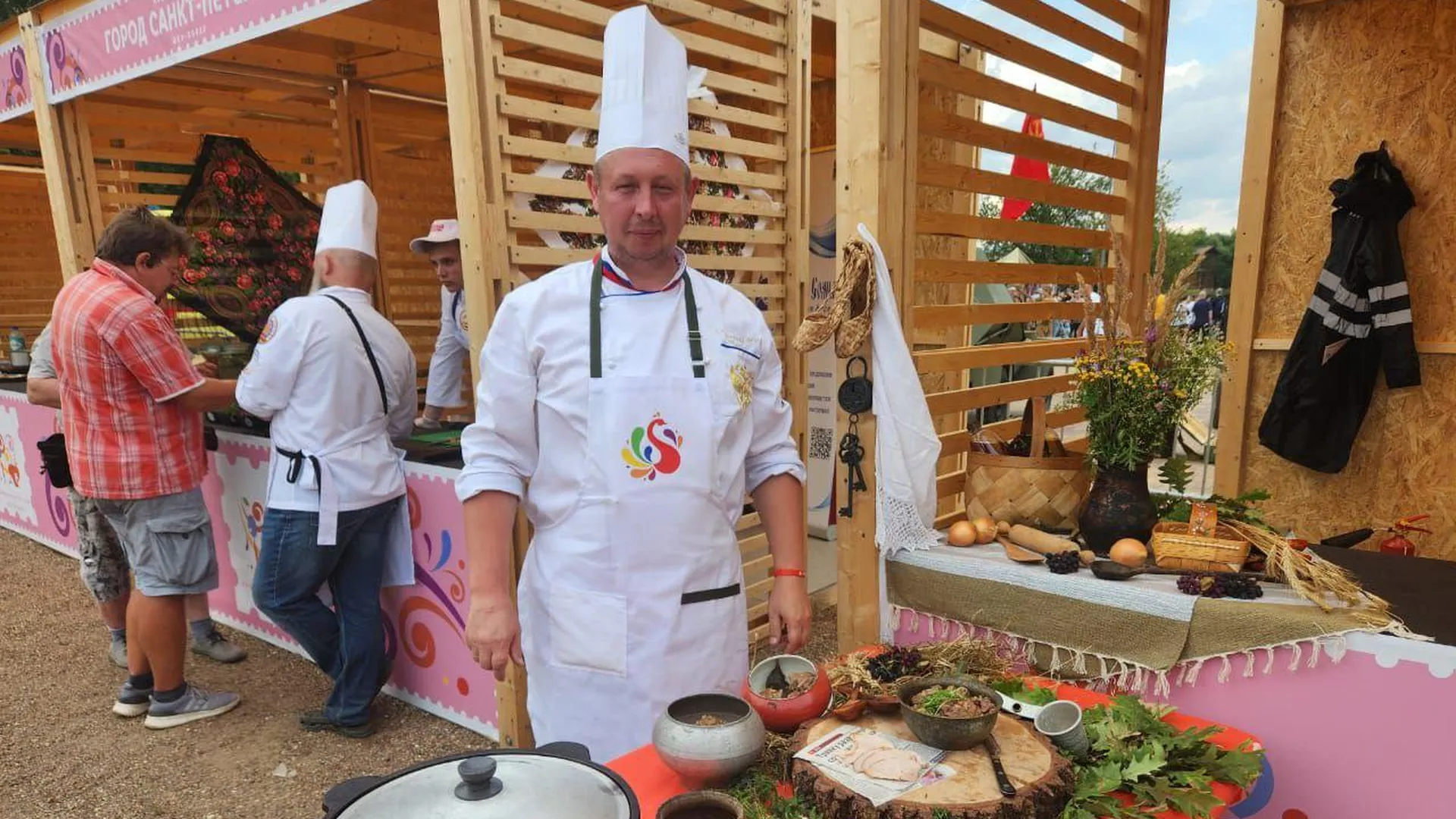 Шеф‑повар из Волоколамска в команде единомышленников установил два мировых рекорда